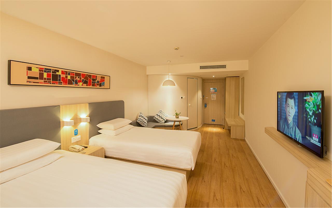 Hotel Hanting Express Changxing Island Phoenix Town